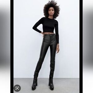 New Zara Vegan Faux leather High rise‎ leggings/pants with zippers,L